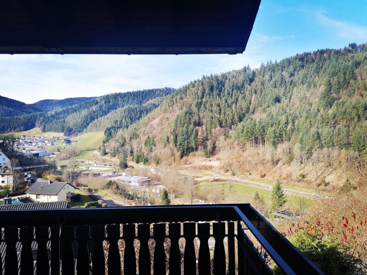 Villa Haus Schwarzwaldblick à Hornberg Extérieur photo